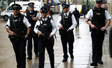 Detienen a seis personas en una operación antiterrorista en Inglaterra